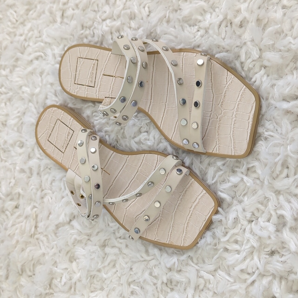 Dolce Vita Indo sandals